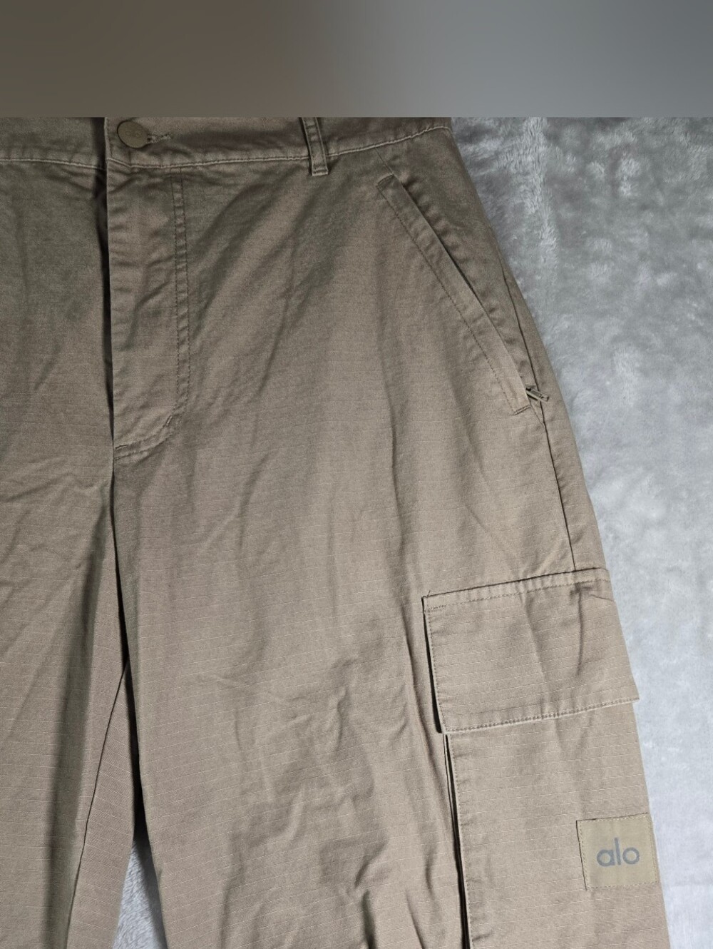 Alo Cargo Ripstop Trouser Pants Mens Size 30 Regular Khaki 30” Inseam Zip Pocket - Picture 3 of 10